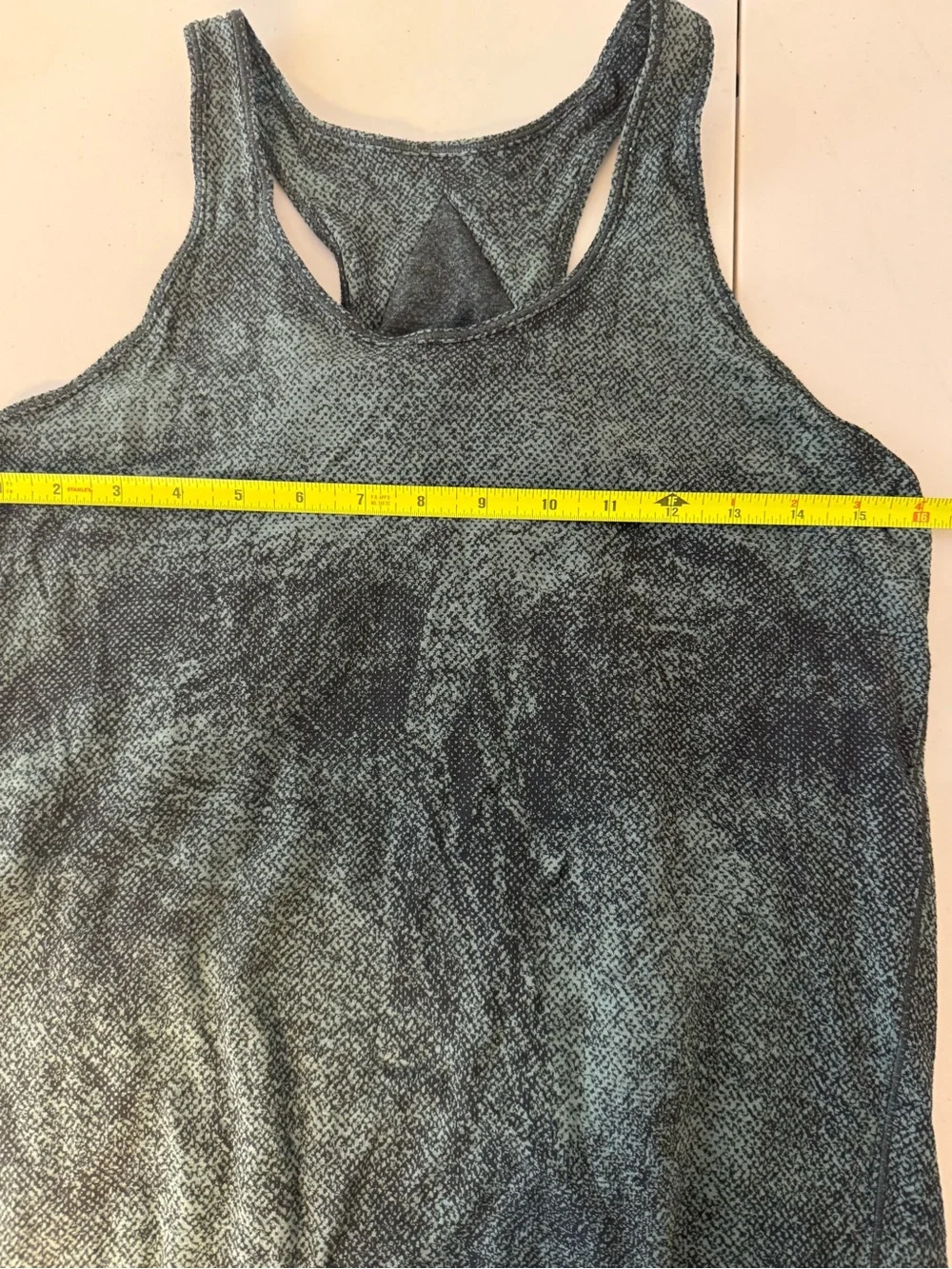 Lululemon Essential Tank Pleated Pixel Jacquard Algae Green Black